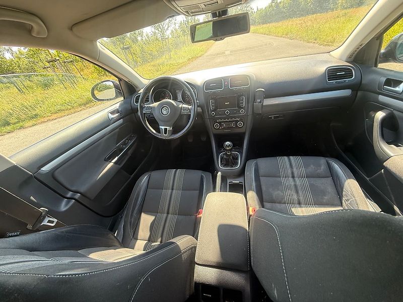 Volkswagen Golf - fotka 13 z 16