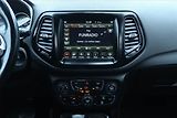Jeep Compass (2020) 1.4 MultiAir, 4X4, Automat - náhled 12