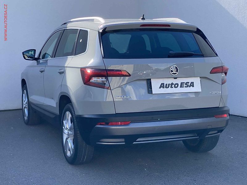 Škoda Karoq (2017) 1.5 TSi, Style, DSG, LED - fotka 6 z 20