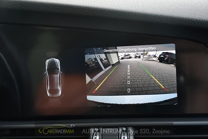 Alfa Romeo Giulia 2.0T 16V 206kW VELOCE AT8 Q4 - fotka 41 z 49