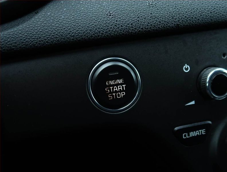 Kia Sportage (2019) 1.6 CRDi, 4X4, Automat, ČR - fotka 17 z 26