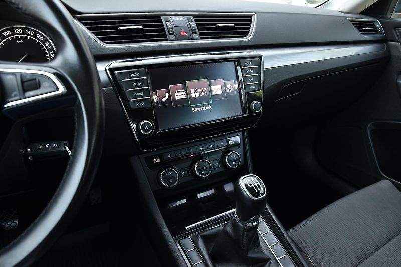 Škoda Superb 2.0 TDi CR,DKLIMA,VÝHŘEV,TEMP - fotka 20 z 50