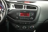 Kia Ceed (2012) 1.4 CRDi, nová STK - náhled 11