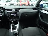 Škoda Octavia (2015) Ambition 1.6 TDI, Tempomat - náhled 8
