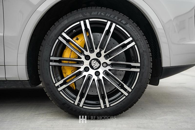 Porsche Cayenne (2020) Coupé Turbo 404kW - fotka 17 z 56