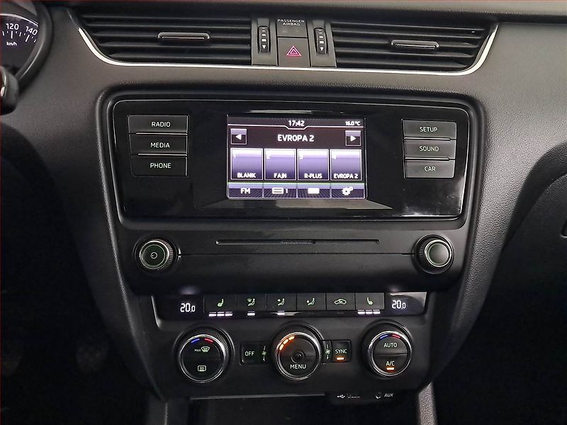 Škoda Octavia (2016) 2.0 TDI 4x4, 4X4, Tempomat - fotka 12 z 19