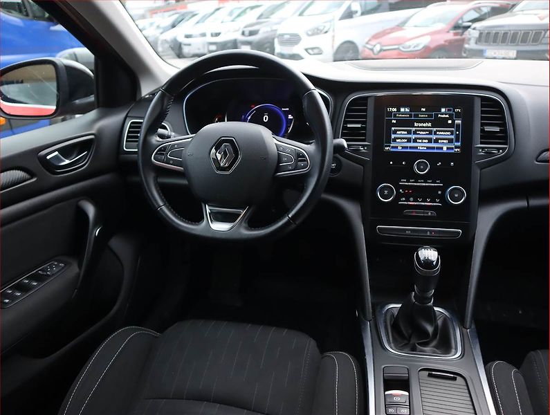Renault Mégane (2019) Limited 1.3 TCe, Navi - fotka 7 z 19