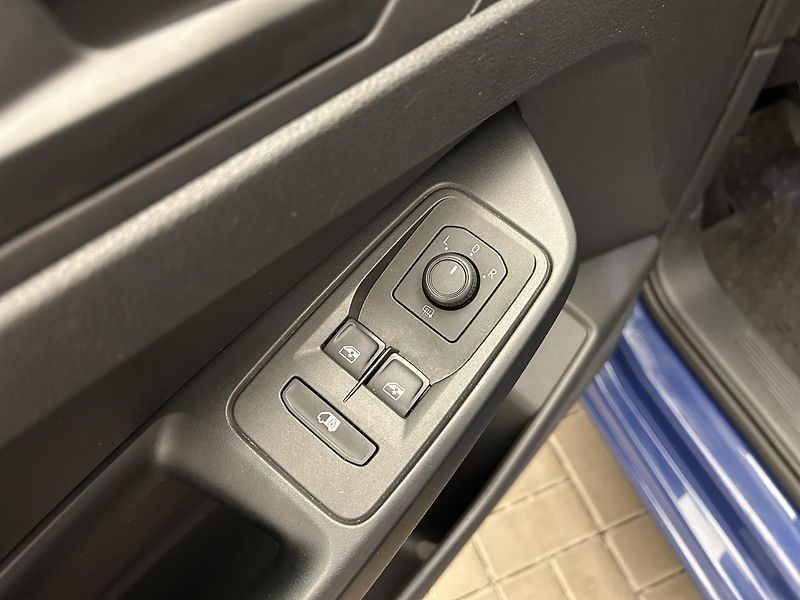 Volkswagen Caddy 2.0 TDI - fotka 6 z 21
