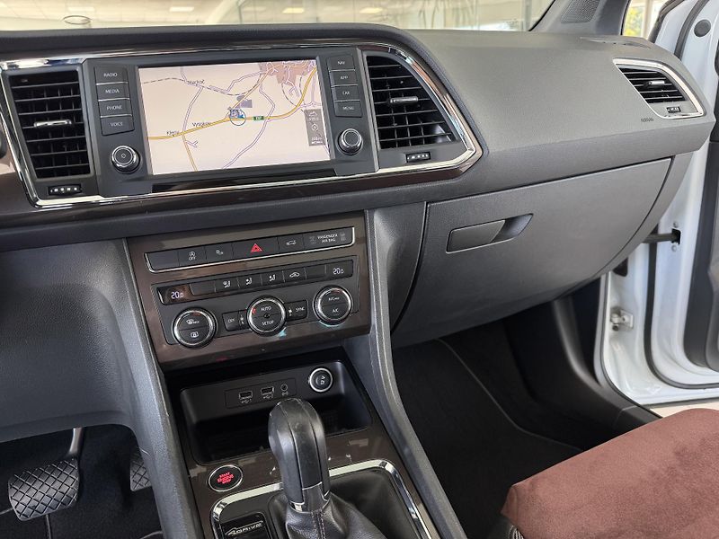 Seat Ateca 2,0TDI 140kW*4x4*DSG*XCELLENCE - fotka 19 z 34