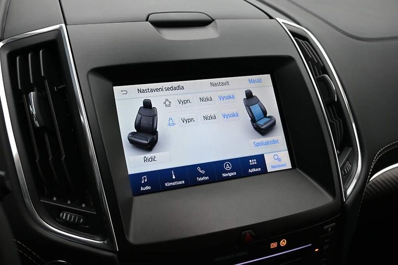 Ford S-MAX (2019) 2.0 VIGNALE LED ACC Tažné Masá - fotka 17 z 39