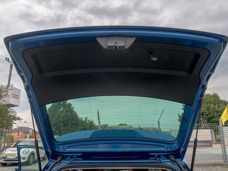 Škoda Fabia (2016) ČR 1.2T 81KW MONTE CARLO - fotka 42 z 50