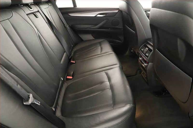 BMW X5 (2014) xDrive25d - fotka 7 z 18