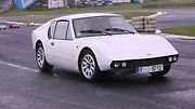 Kupé ÚVMV v plné jízdě na autodromu v Sosnové