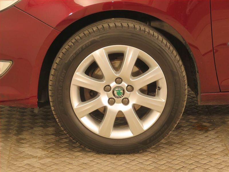 Škoda Fabia (2012) 1.2 TSI, Serv.kniha - fotka 14 z 15