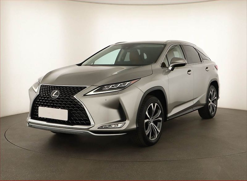 Lexus RX 400h (2023) 300 AWD - fotka 2 z 21
