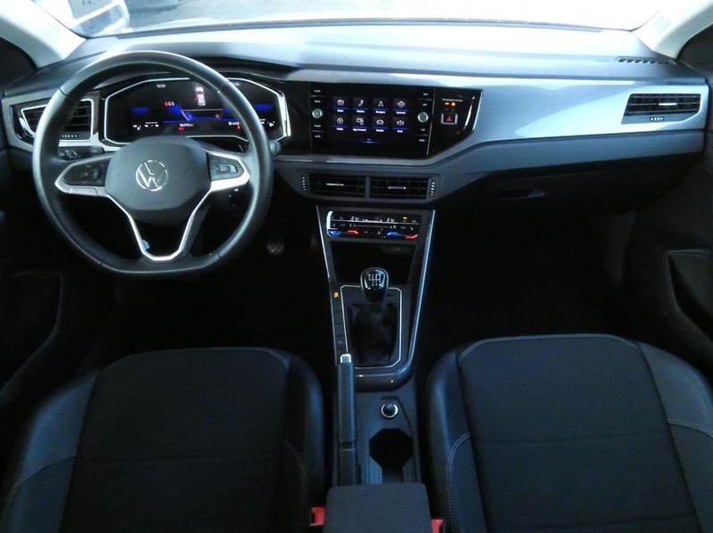 Volkswagen Taigo Style 1.0 TSI - fotka 16 z 30