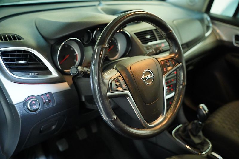 Opel Mokka - fotka 14 z 24
