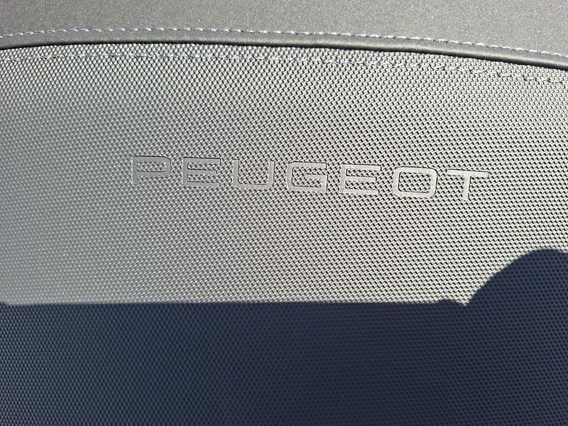 Peugeot Tweet 125i (2026) GT - fotka 11 z 11