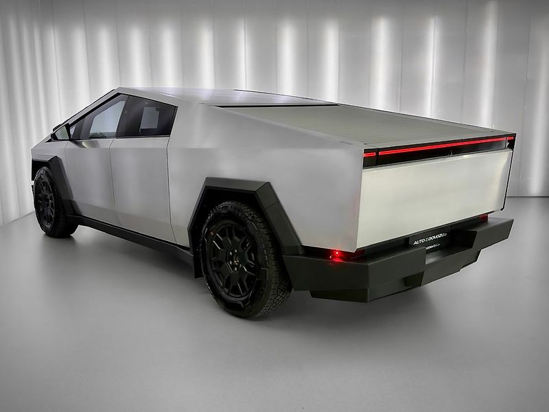 Tesla Ostatní AWD 438 KW FOUNDATION SERIES, - fotka 4 z 31