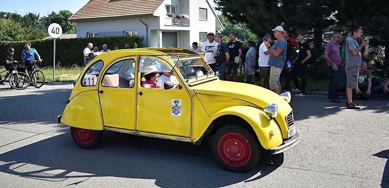 Již 18. ročník Veterán Rallye z lázní do lázní s podtitulem na pohodu, odstartovala v neděli ráno ze Skalky. 13.8. 2023