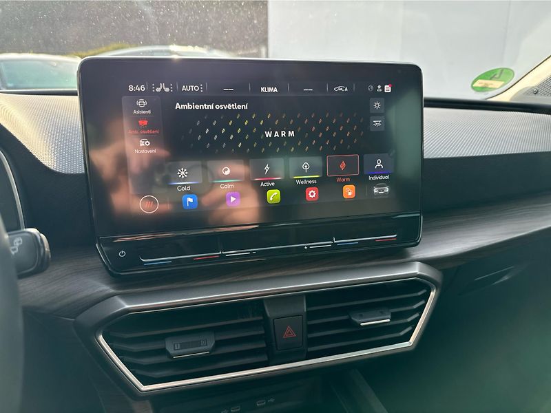 Seat Leon Xcellence 1.5 eTSI 110 kW DSG - fotka 15 z 21