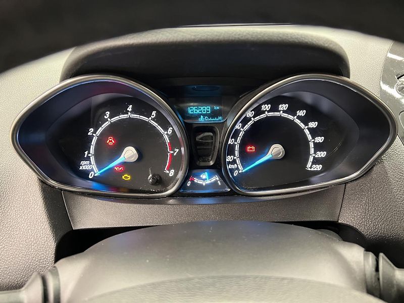 Ford Tourneo Courier 1.0 ECOBOOST 74kW - fotka 10 z 16