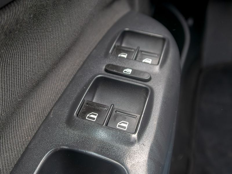Škoda Octavia (2009) 1.8TSI 118KW 4x4 – 2x KOLA - fotka 25 z 45