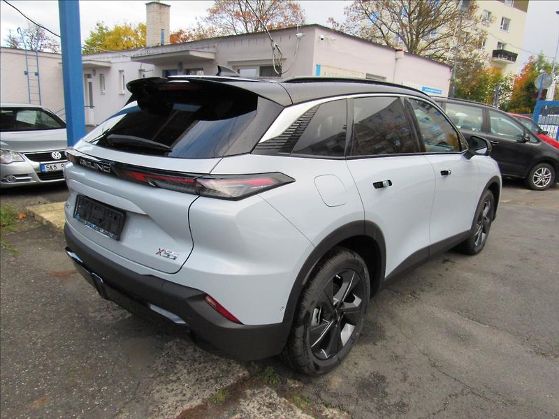 BAIC X55 1,5 T 130kW AUT Led 4x2 Nové - fotka 4 z 44