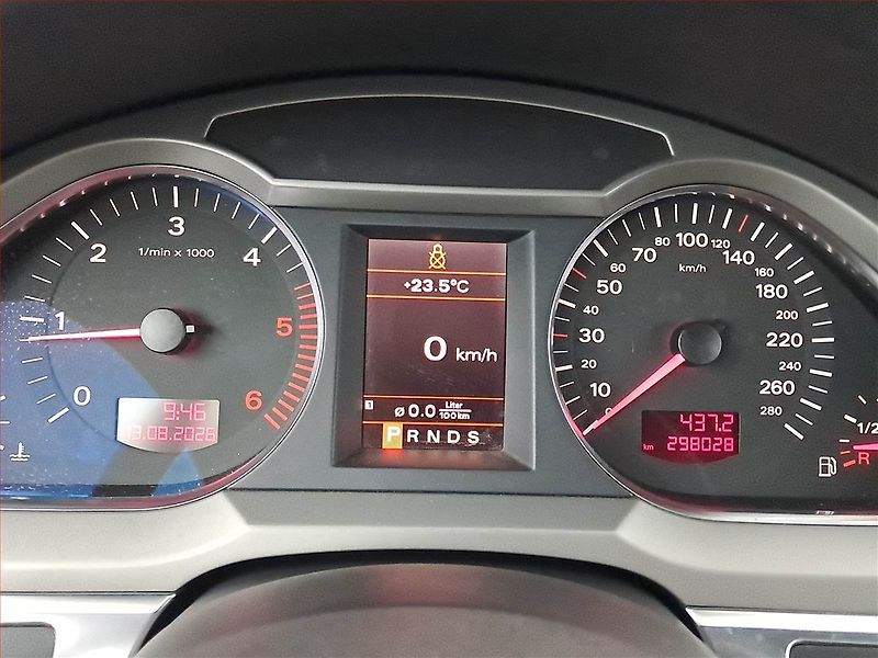 Audi A6 (2006) S line 2.7 TDI , 4X4, Automat - fotka 11 z 17