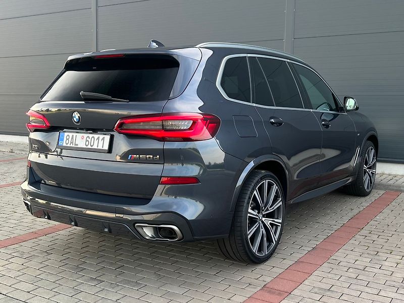 BMW X5 M50d xDrive-TOP STAV - fotka 6 z 57