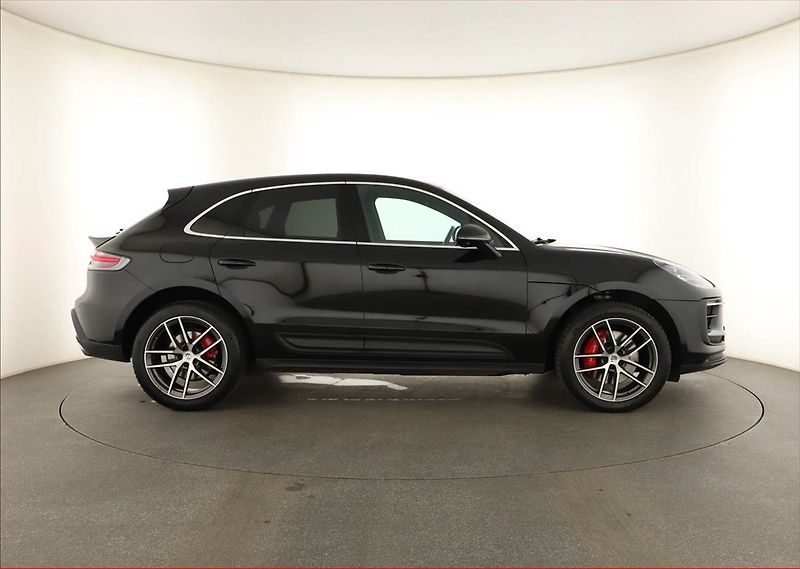 Porsche Macan (2021) GTS - fotka 6 z 19