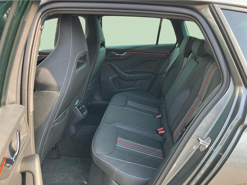 Škoda Scala 1.0TSi 85kW MONTE CARLO DSG - fotka 12 z 30