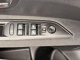 Peugeot 3008 (2019) 1.5HDi, Active, navi - náhled 18