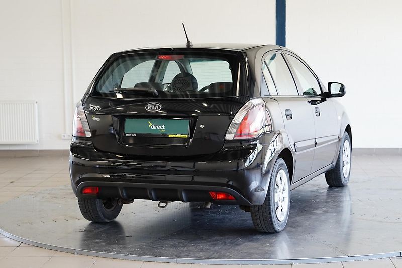 Kia Rio - fotka 2 z 22