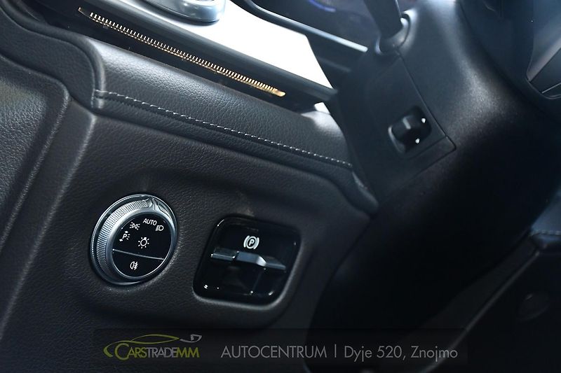 Mercedes-Benz EQS 450 4M SUV AMG TAŽNÉ HUD - fotka 25 z 58