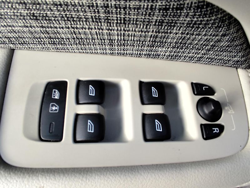 Volvo XC60 (2020) XC 60,aut., - fotka 27 z 32