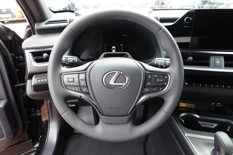 Lexus UX 300h UX300h 2,0 HEV Business Tech - fotka 18 z 34