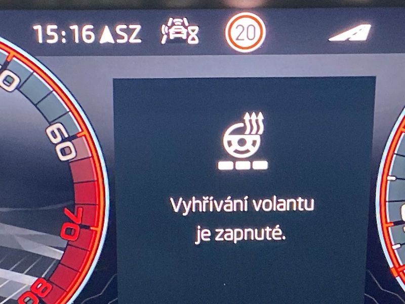 Škoda Karoq (2026) 1.5 TSI DSG Sportline - fotka 27 z 45