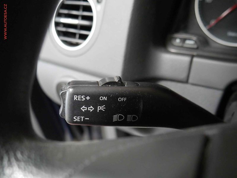 Volkswagen Golf Plus (2007) 1.9 TDi, TZ, výhř.sed. - fotka 12 z 16