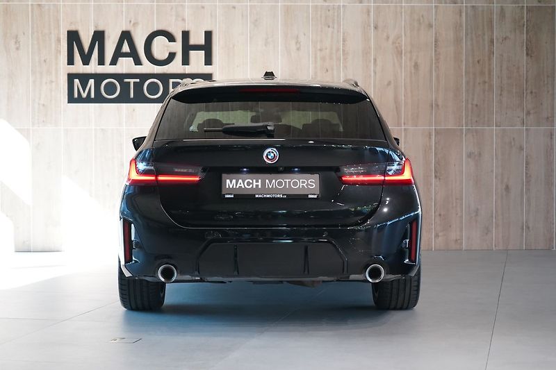 BMW Řada 3 330d xDrive Touring, Pano, HUD - fotka 11 z 42