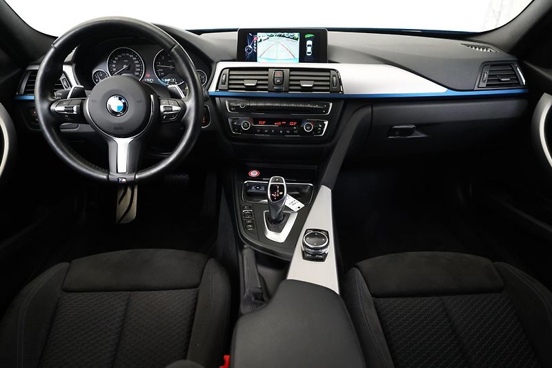 BMW Řada 3 - fotka 5 z 28