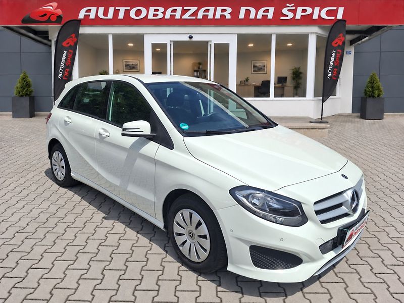 Mercedes-Benz Třídy B (2017) B 180D 80kW -S.KNIHA-SENZORY - fotka 2 z 45