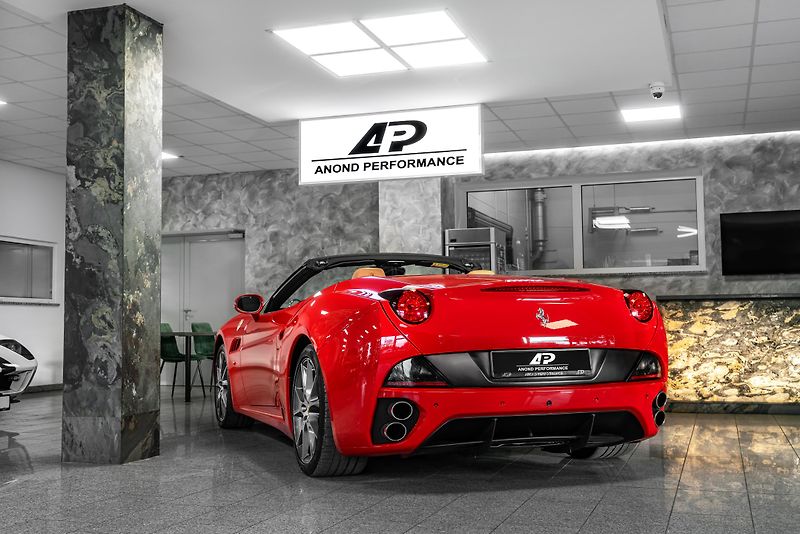 Ferrari California ROSSO CORSA/KAMERA/ - fotka 5 z 22