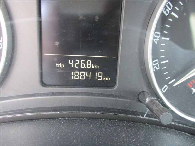 Škoda Octavia 1,4 i, klima,serv.kniha, - fotka 9 z 30