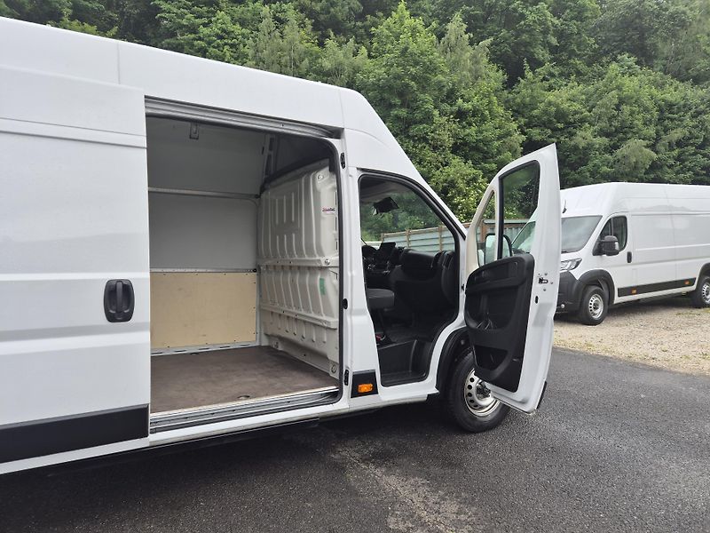 Opel Movano L4H3 ELEKTRO 205kw 110Kwh - fotka 16 z 41