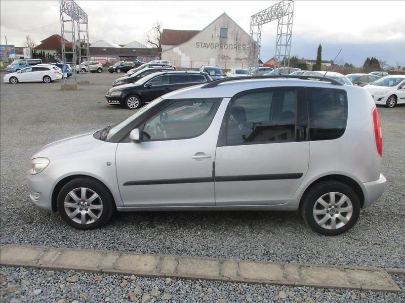 Škoda Roomster 1,2 TSI, klimatizace, - fotka 8 z 30