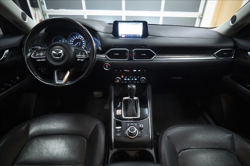 Mazda CX-5 2,5 SKYACTIV AWD AT NAVI TAŽNÉ - fotka 17 z 45