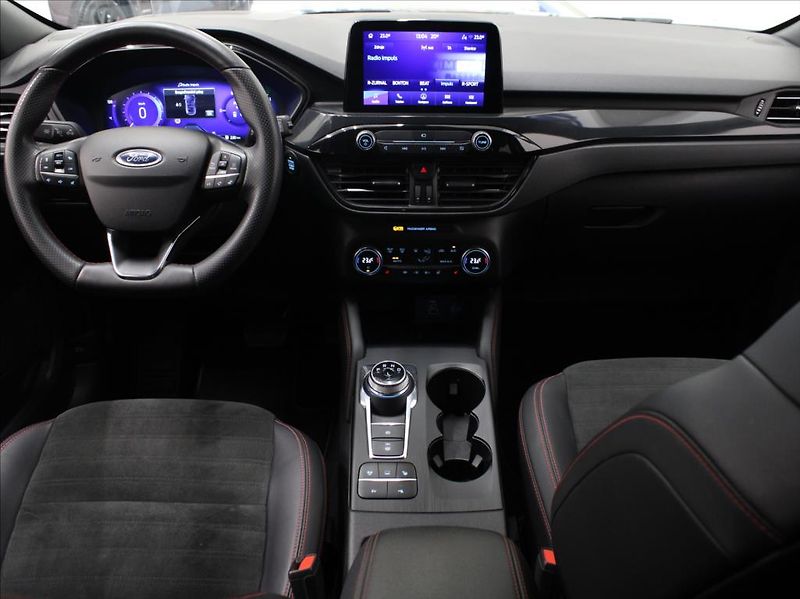 Ford Kuga 2,5 PHEV 165kW ST-line X 34tkm - fotka 8 z 26