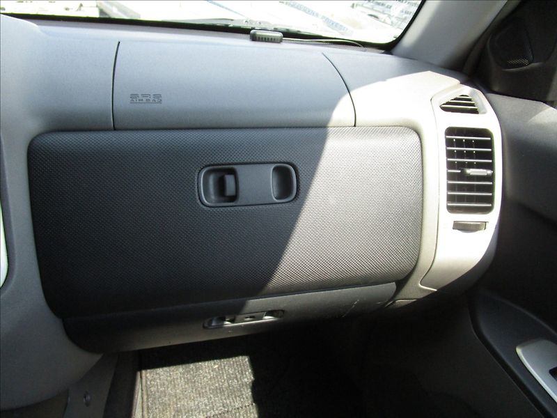 Mitsubishi Pajero 3.2 Di-D, 4x4, aut. klima, 7 m - fotka 12 z 54