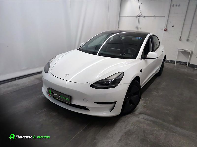 Tesla Model 3 (2022) Long Range AWD | Dual Motor - fotka 4 z 10